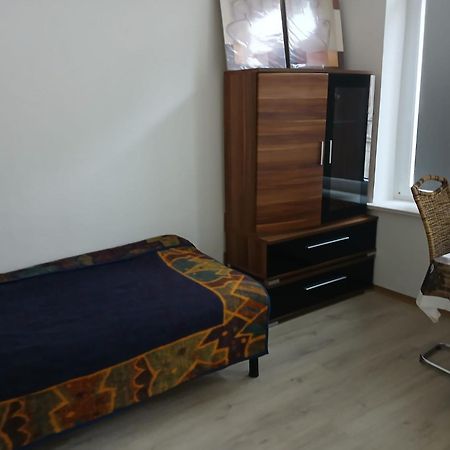 Familienappartement In Zentrum Schwerin  Buitenkant foto